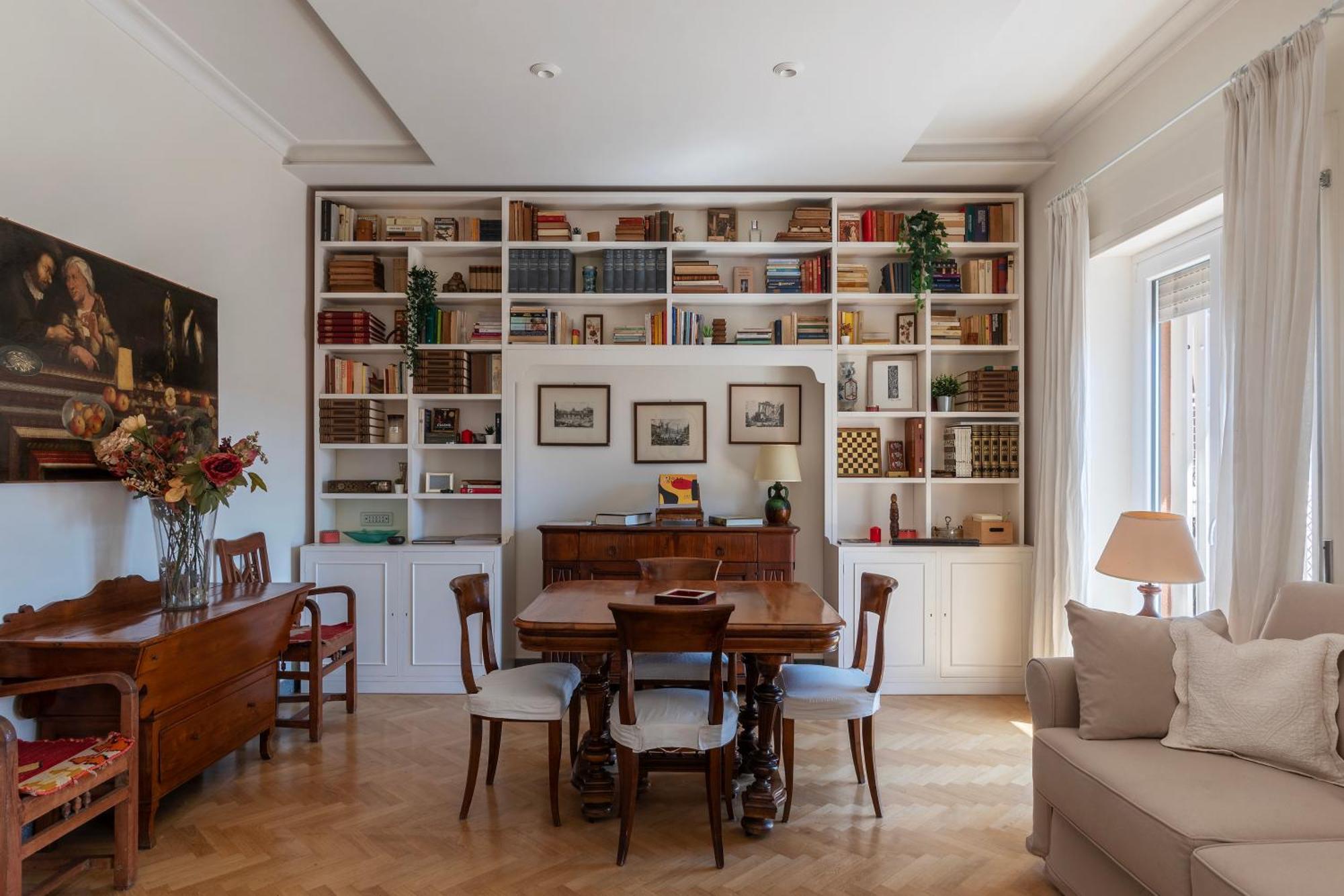 Apartment In The Shadow Of The Olympic Stadium